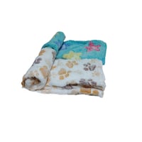 بطانية شتوية للقطط والكلاب (ألوان متعددة)