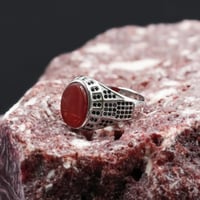 خاتم رجالي فضة عقيق كبدي لمسة من الفخامة