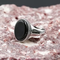 خاتم ملكي فضة عقيق اسود تصميم دقيق