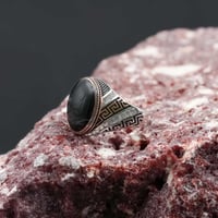 خاتم رجالي فضة ملكي راقي 925 بحجر أونيكس أسود طبيع...