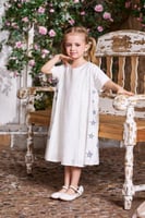 جلابية بناتي بيضاء مزينة بنقشات نجوم 7062