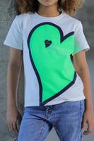 تي شيرت ولادي ابيض وقلب اخضر 2853