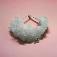 طوق اطفال بناتي ابيض