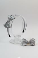 طوق وبكلة رصاصي بنات T-019