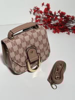 شنطه بناتي مزينة بحرف ام MK2676-4