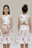 بلوزة بناتية أنيقة بنقشة زهور ملونة 7292