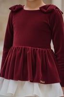 فستان بناتي مخملي عنابي بطبقات تول أبيض |S01242