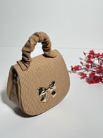 شنطه بناتي كلاسيك بالوان متعددة M25244