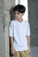 تي شيرت ولادي ابيض مخطط على الكتف 2846