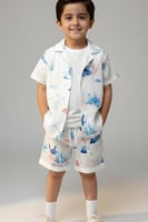 قميص ملون مع تيشيرت ابيض 4178