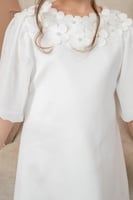 فستان بناتي سهرات ابيض مزين بورد بارز S01126