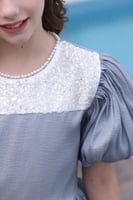 فستان بناتي رمادي منفوش 7208