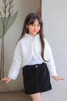 جاكيت بناتي اللون ابيض 11J