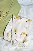 بجامه بناتي بعباره على الصدر 512889