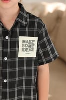 قميص ولادي اسود برسمة مربعات 4136