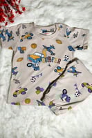 بجامه ولادي بي اشكال متنوعه 612376