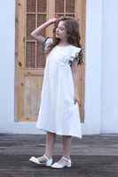 فستان ابيض باطراف سودة 7153