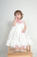 فستان أطفال بيبي وردة على الصدر S01001A