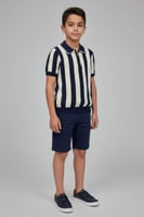 حذاء ولادي أنيق بلون كحلي لعمر 2 إلى 12 سنة S-040