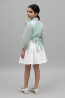 بلوزة بناتي بلون تيفاني وقصه عصرية 7187