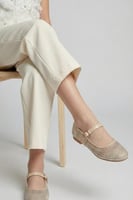 حذاء بناتي بيج انيق مرصع بالكريستال اللامع S-020