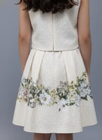 بلوزة بناتي سكري كت بوردة على الكتف 7316