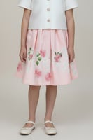 بلوزة بناتي ستان بيضاء عنق دائري و نص كم 7298