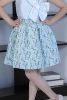 تنورة للبنات موردة اخضر وابيض 2774