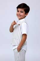 تيشيرت ولادي ابيض مع سديري4175