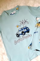 بيجاما ولادي على شكل سيارة 632488