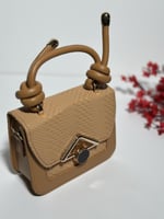 شنطه بناتي كاجول للسن المحير M25190