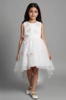 فستان بناتي أبيض بتصميم الفراشات البارزة S01180