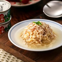 معلبات الدجاج مع البط في المرق كرتون 24×80 غ للقطط...