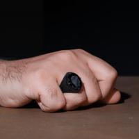 خاتم مخالب الصقر فضة عيار 925 مزين بحجر زركون