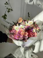 باقة الورد الهادئة بتدرًجات راقية