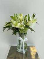 فازه ورد طبيعي كازابلانكا مع اضافة اكسسوار