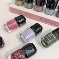 مناكير ريال بيوتي 24 لون