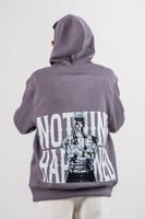 هودي رمادي بتصميم شخصية رورونوا زورو