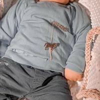 بروش انيق ومميز للأطفال