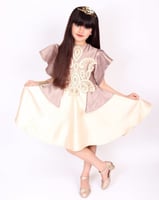 تاج بالاسم للاطفال