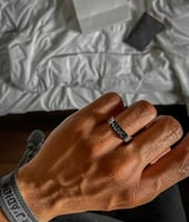 خاتم رجالي حجر ماربل طبيعي تصميم حسب الطلب