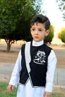 سديري البشت فضي