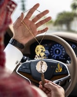 تعليقة الصقر و كسرة العود مع الصوره