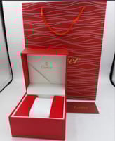 ساعة كارتير مع الاسوارة