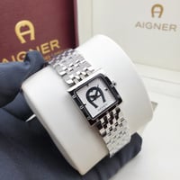 ساعة اقنر نسائي