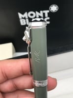 قلم مونت بلانك الذئب