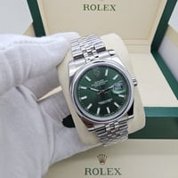 ساعة رولكس مقاس 36 بطارية