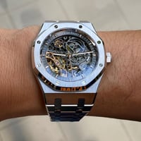 ساعة ادميرز AP اتوماتيك مكشوف