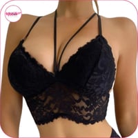 حمالة صدر بتصميم دانتيل مورد