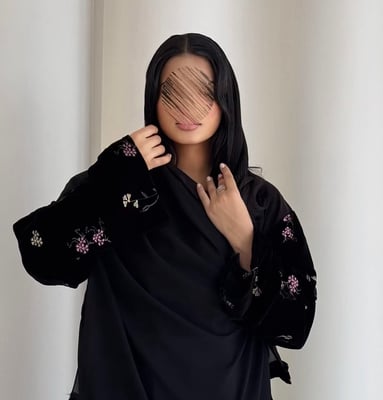 لاين عبايات logo